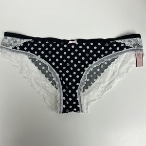 Victoria’s Secret Body By Victoria Cheekini M. NWT